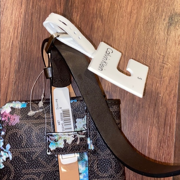 Calvin Klein waist bag - Picture 3 of 3